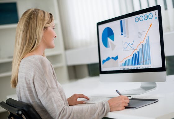 DataCamp offer background image