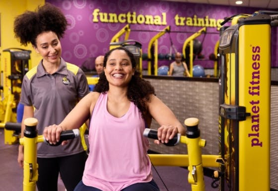 Planet Fitness offer background image