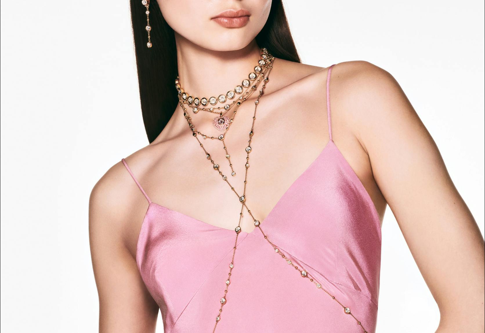 Swarovski offer background image