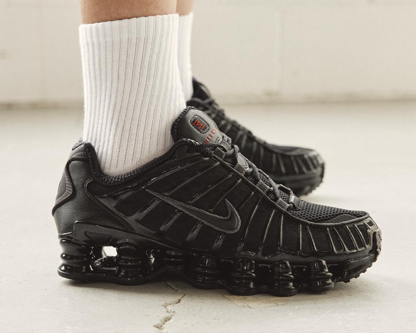Foot Locker offer background image