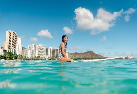 Hawaiian Airlines offer background image