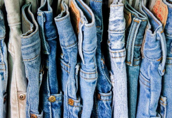 Jeanswest offer background image