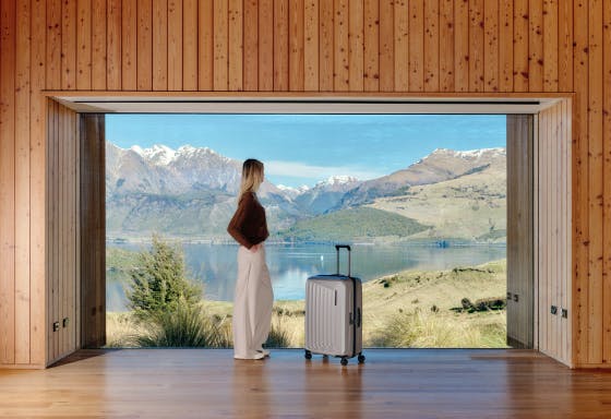 Samsonite  offer background image