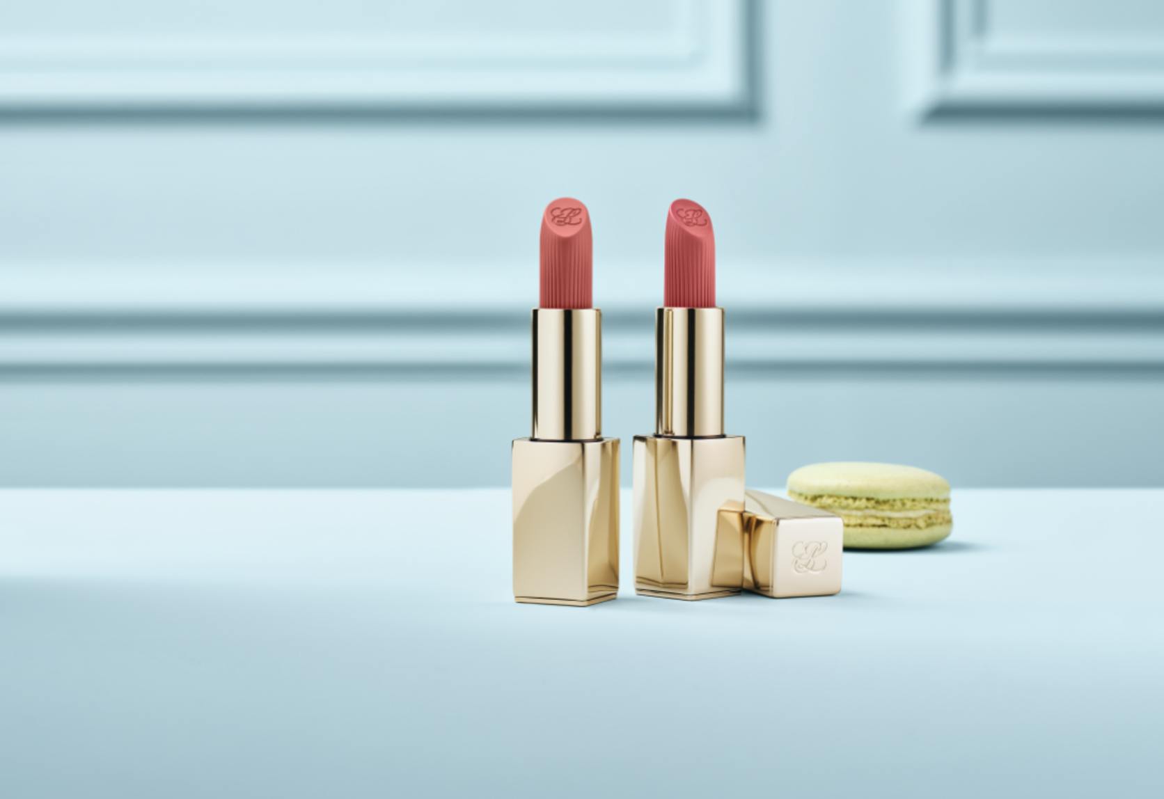 Estee Lauder offer background image