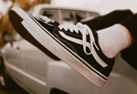 Vans offer background image